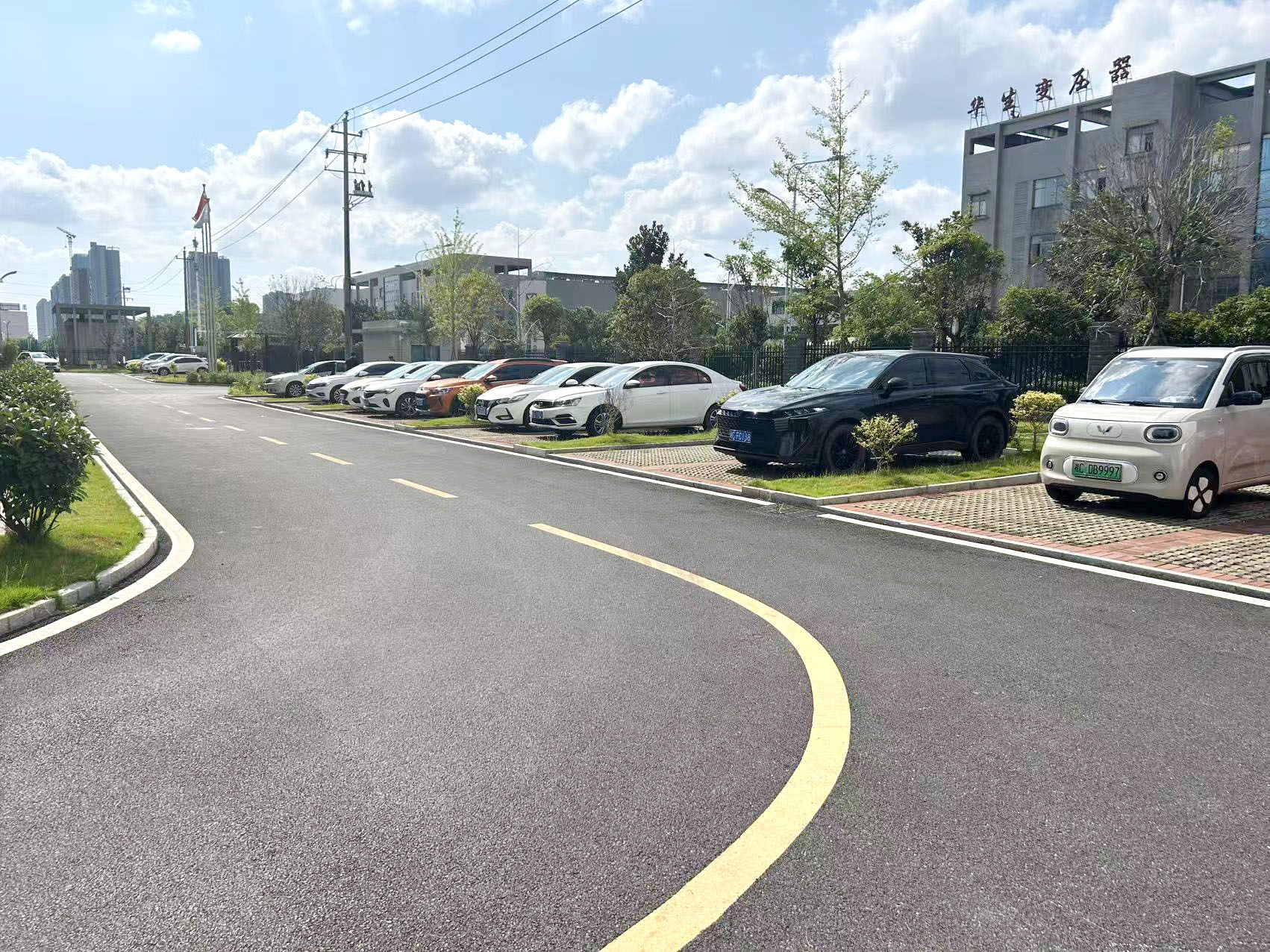 園區停車位
