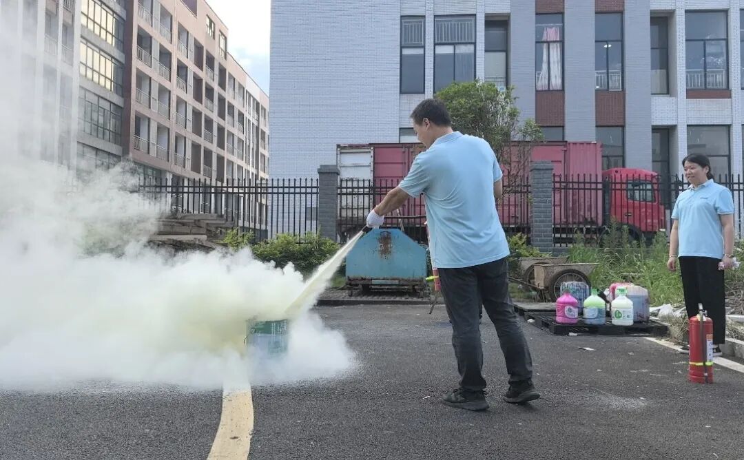 1763629296819495.jpg e05e7a4a2041cd97cc3c7542972e9d37.jpg