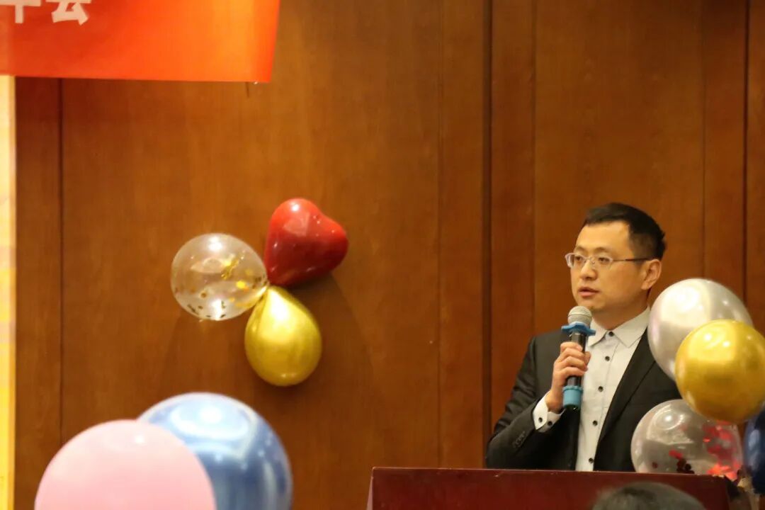 1765173407182797.jpg d6d4b87e94af0ef65d2d7e6121dfdc37.jpg